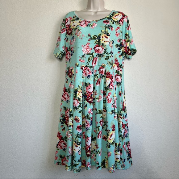 Women's Size XL Short Sleeve Pleated Casual Shirt Floral Dress NWOT - Picture 2 of 13